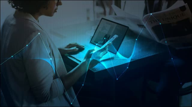 Real-Time Data Analytics for Market Trends